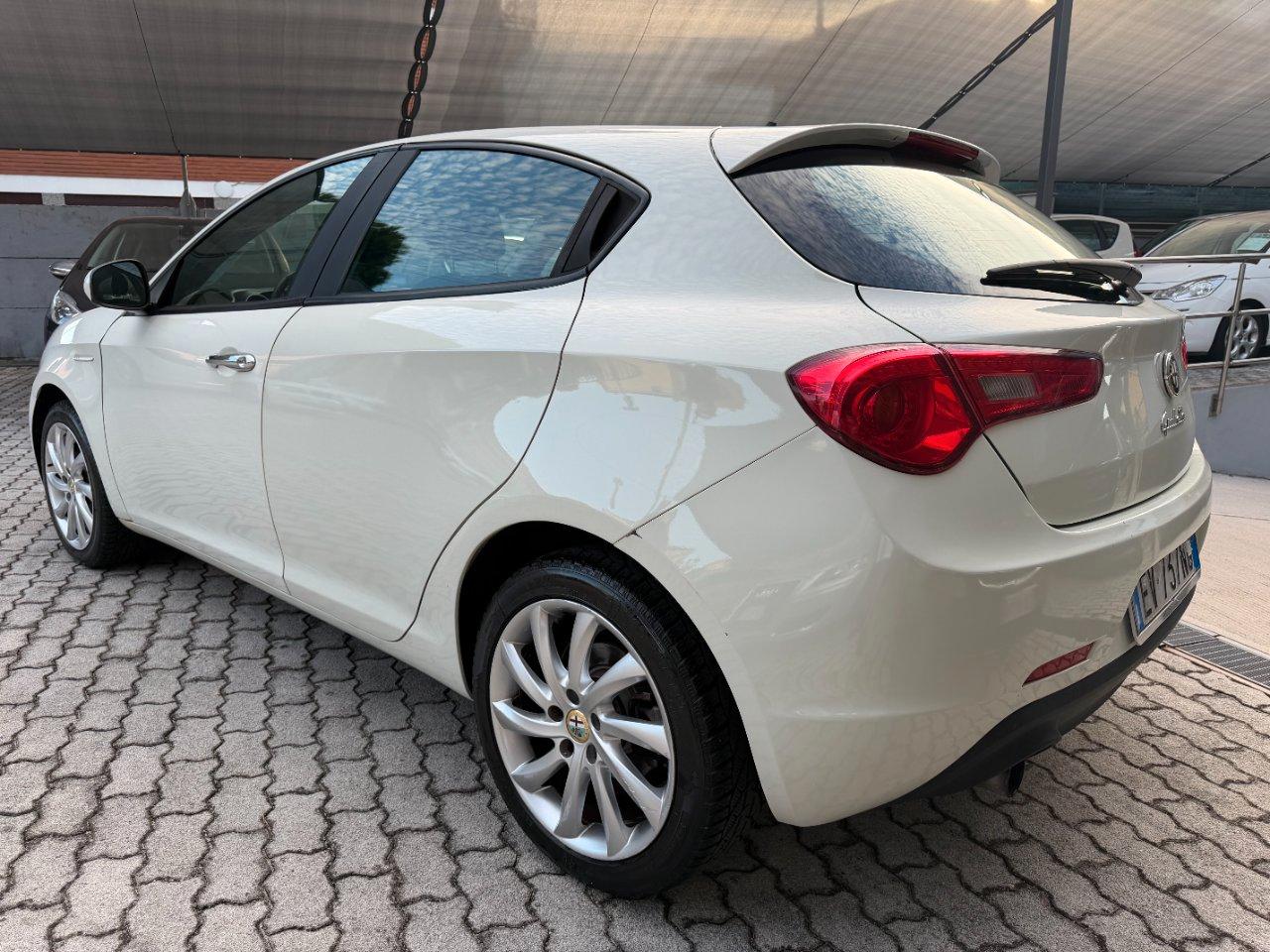 Alfa Romeo Giulietta 1.4 tb Progression 105cv E6 DISTRIBUZIONE NUOVA