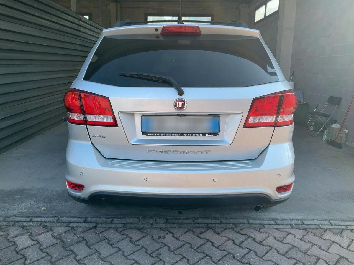 Fiat Freemont *PREZZO REALE* 2.0 mjt Lounge 4x4 170cv AUTOMATICA DISTRIBUZIONE E TAGLIANDO CAMBIO AUTOM APPENA FATTI GARANZIA 12 MESI