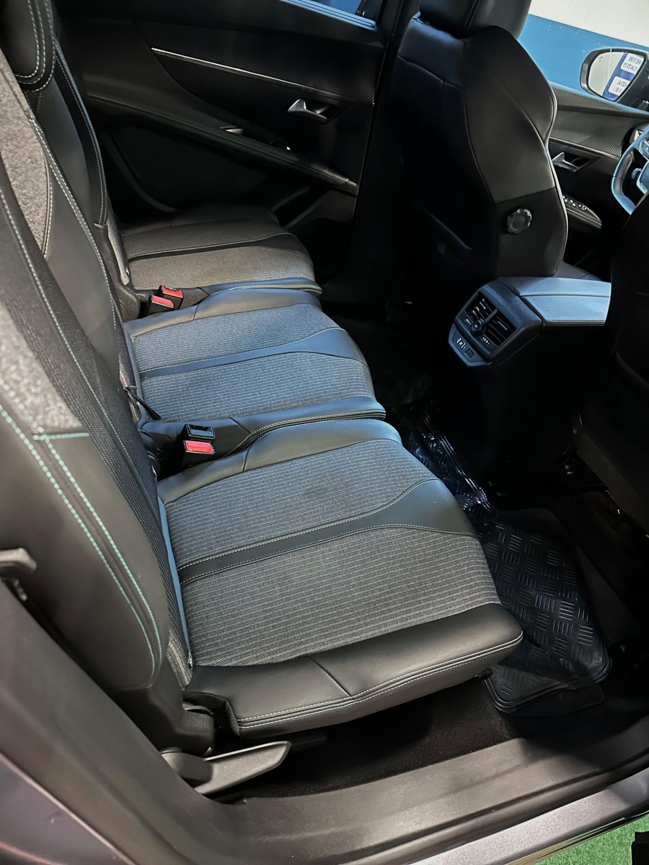 Splendida Peugeot 5008 BlueHDi/2021/7posti/automatic