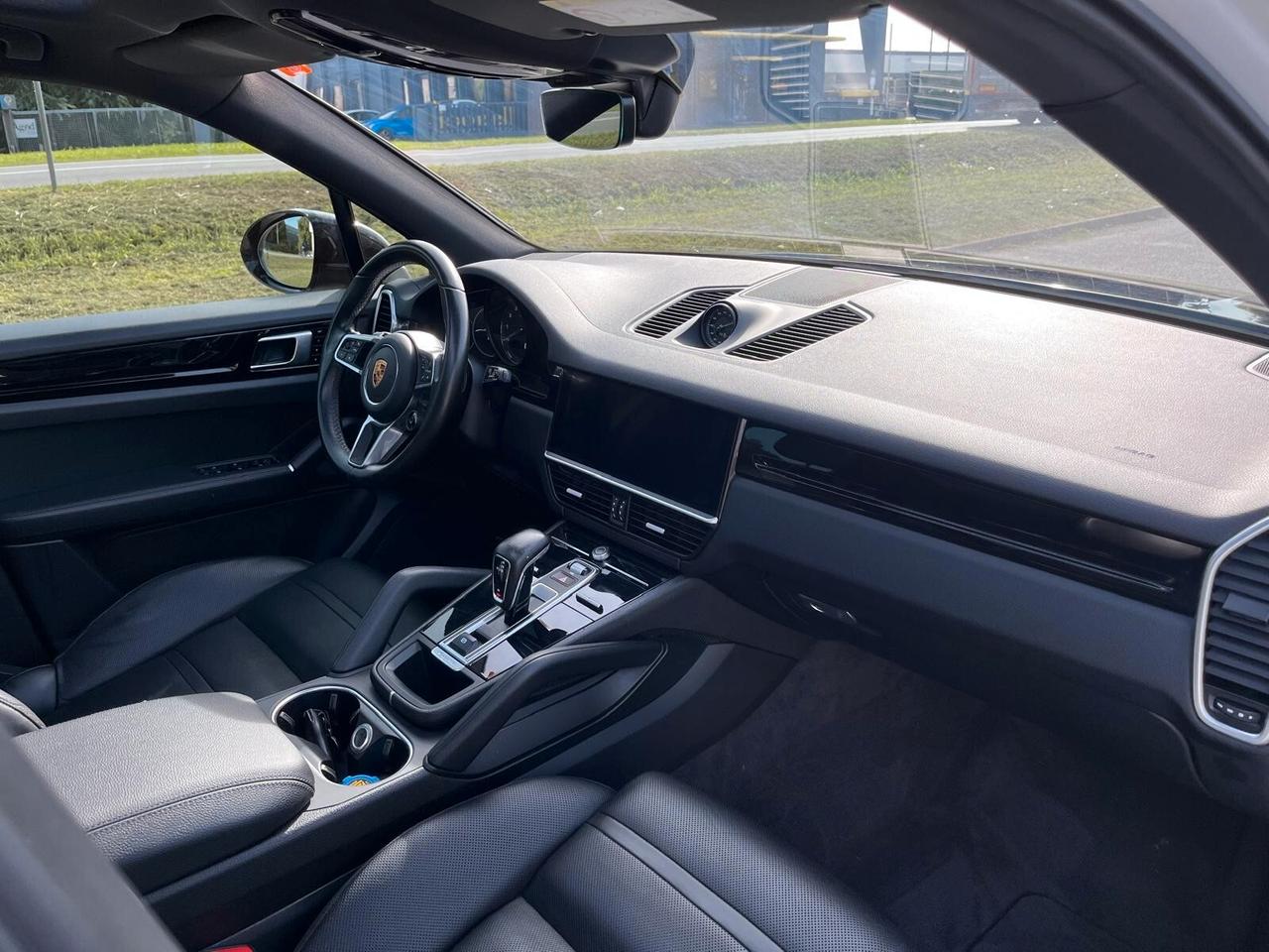 Porsche Cayenne 3.0 V6 E-Hybrid