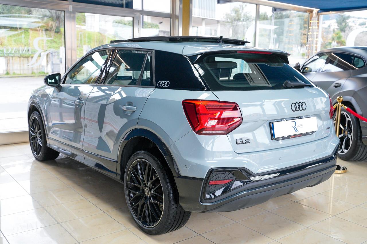 Audi Q2 35 TDI S tronic Identity Black