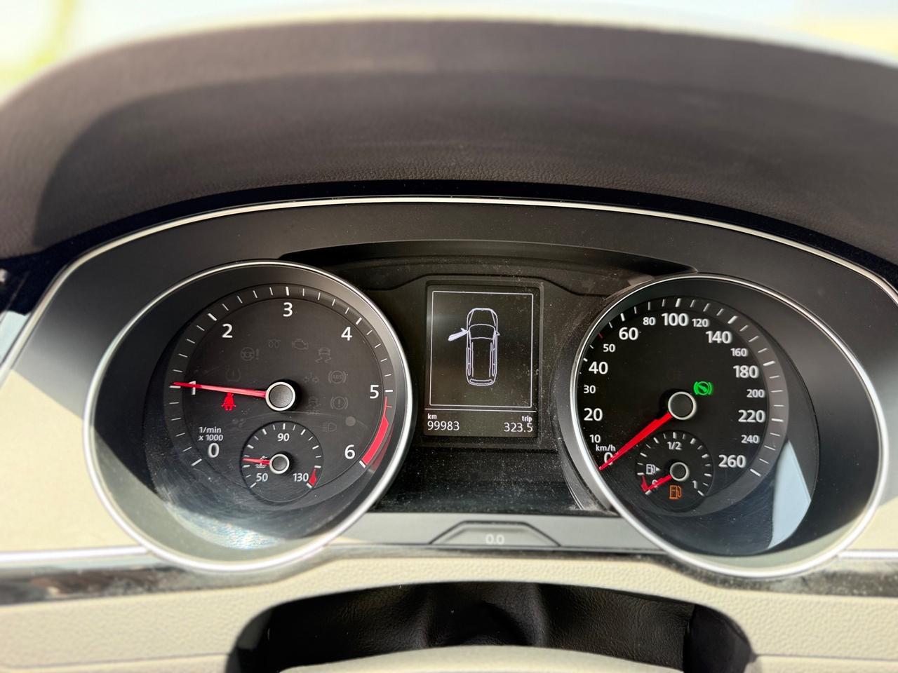 Volkswagen Passat Variant 1.6 TDI SCR DSG Business BMT
