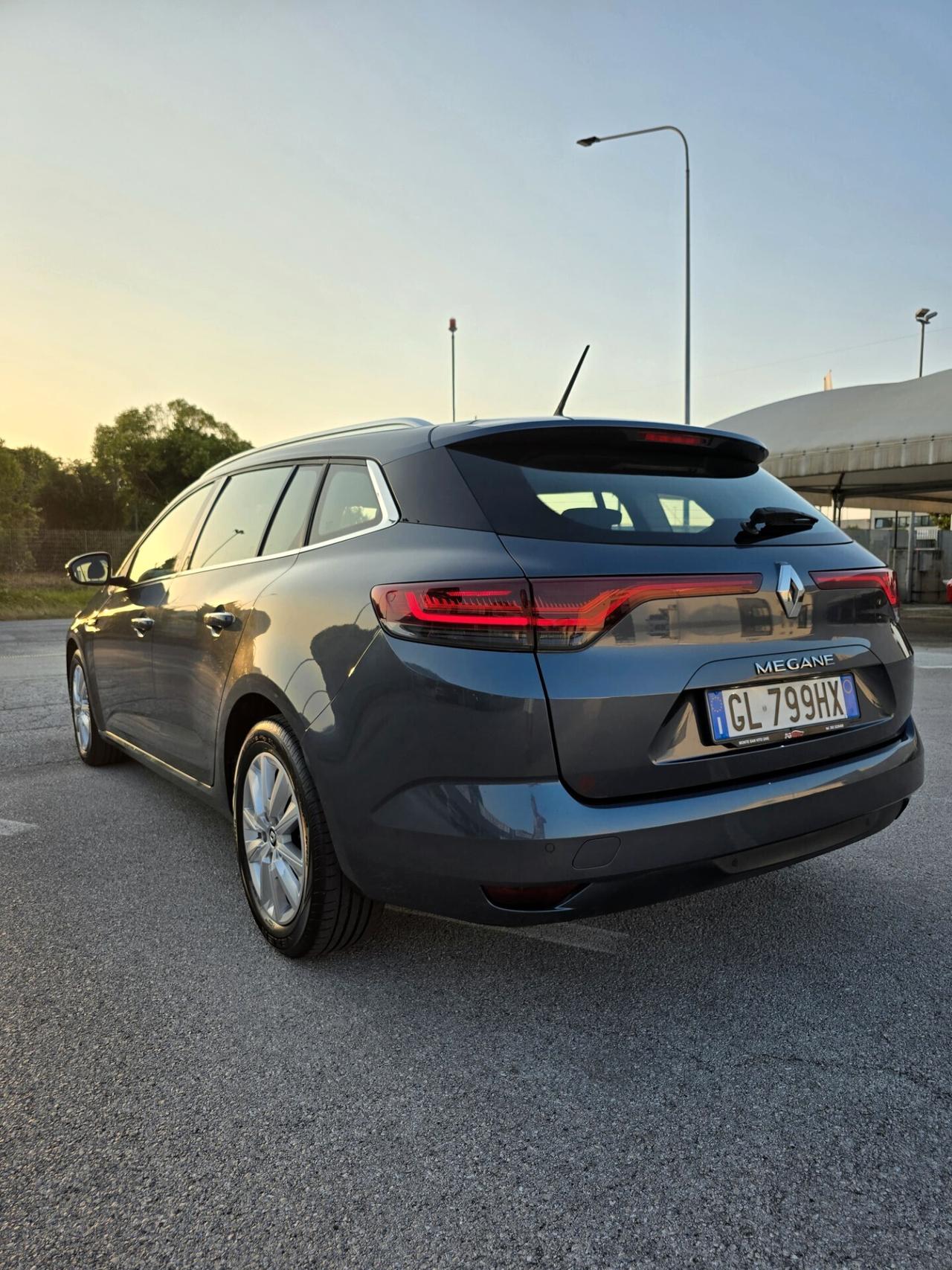 Renault Megane Sporter 1.5 blue dci Business 115cv edc