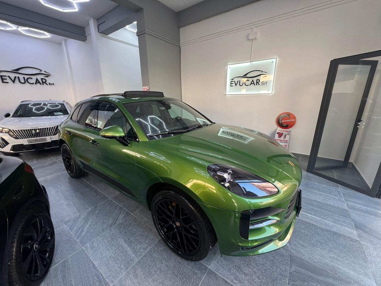 Porsche Macan 2.0 Python Green Iva Esposta