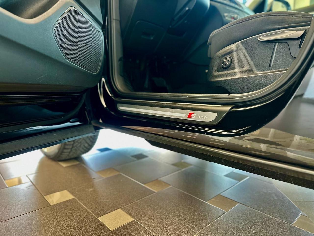 Audi Q3 2.0 TDI 150 CV quattro Sport