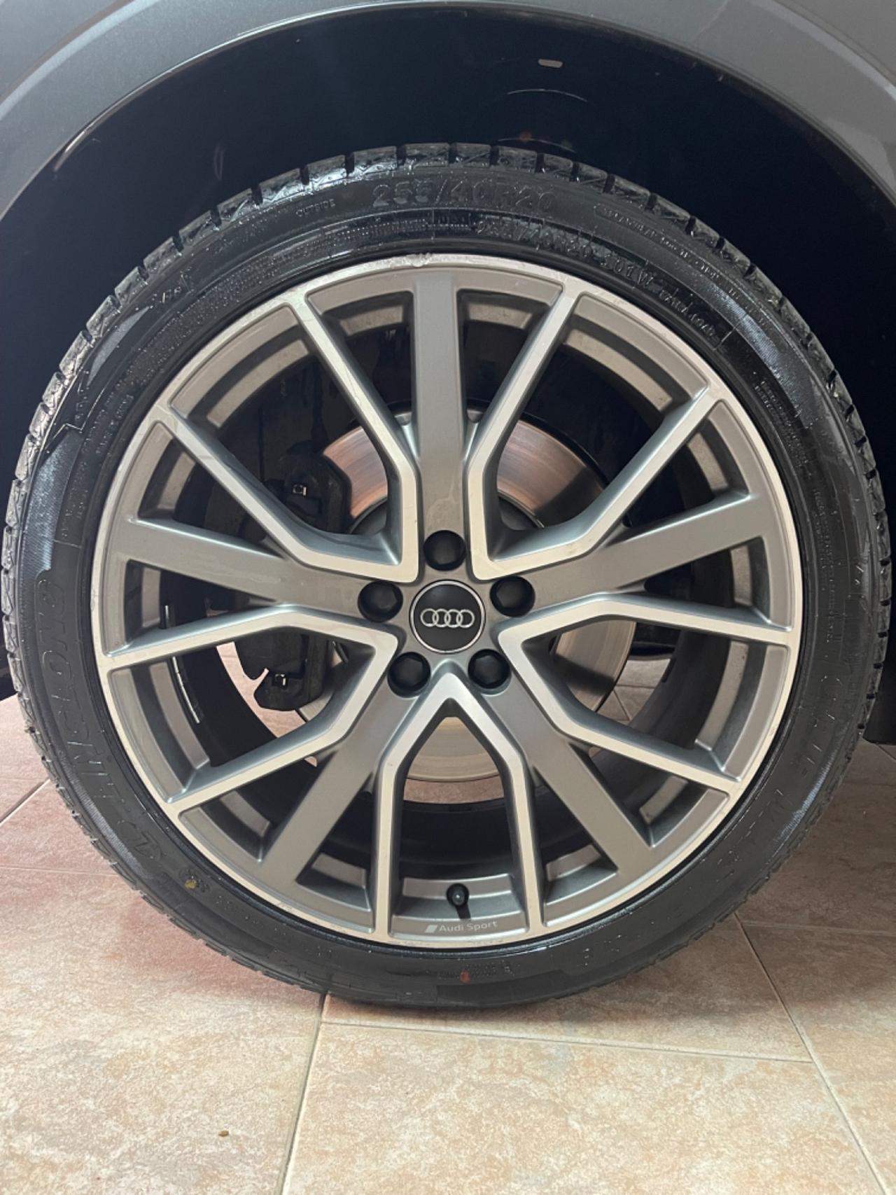Audi Q3 40 TDI quattro S tronic S line edition