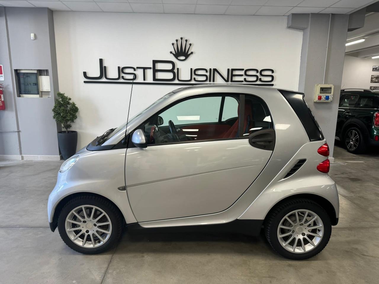 Smart ForTwo 1000 62 kW coupé passion Garanzia 12 mesi