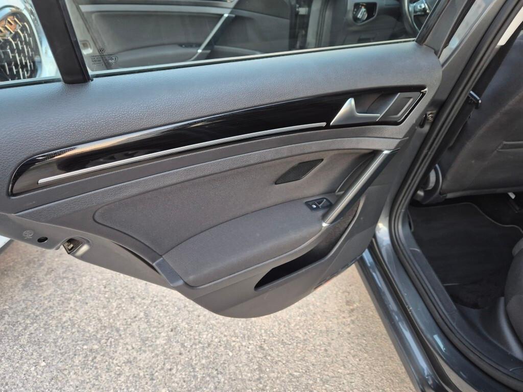 VOLKSWAGEN GOLF 7.5 EXECUTIVE 2.0 TDI 150CV DSG