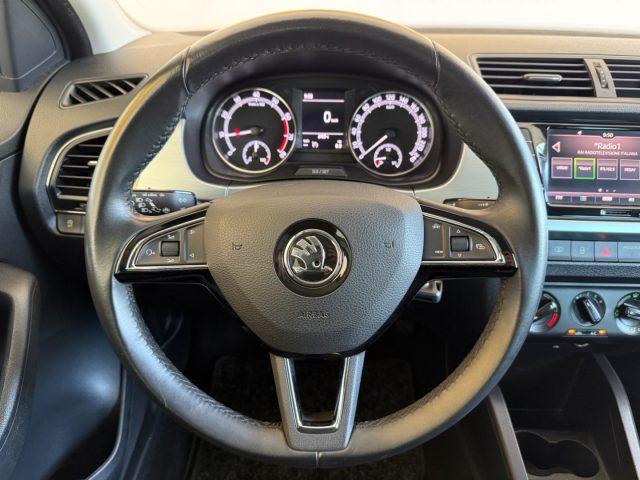 SKODA Fabia 1.0 Twin Color Argento NEOPATENTATI / PREZZO REALE