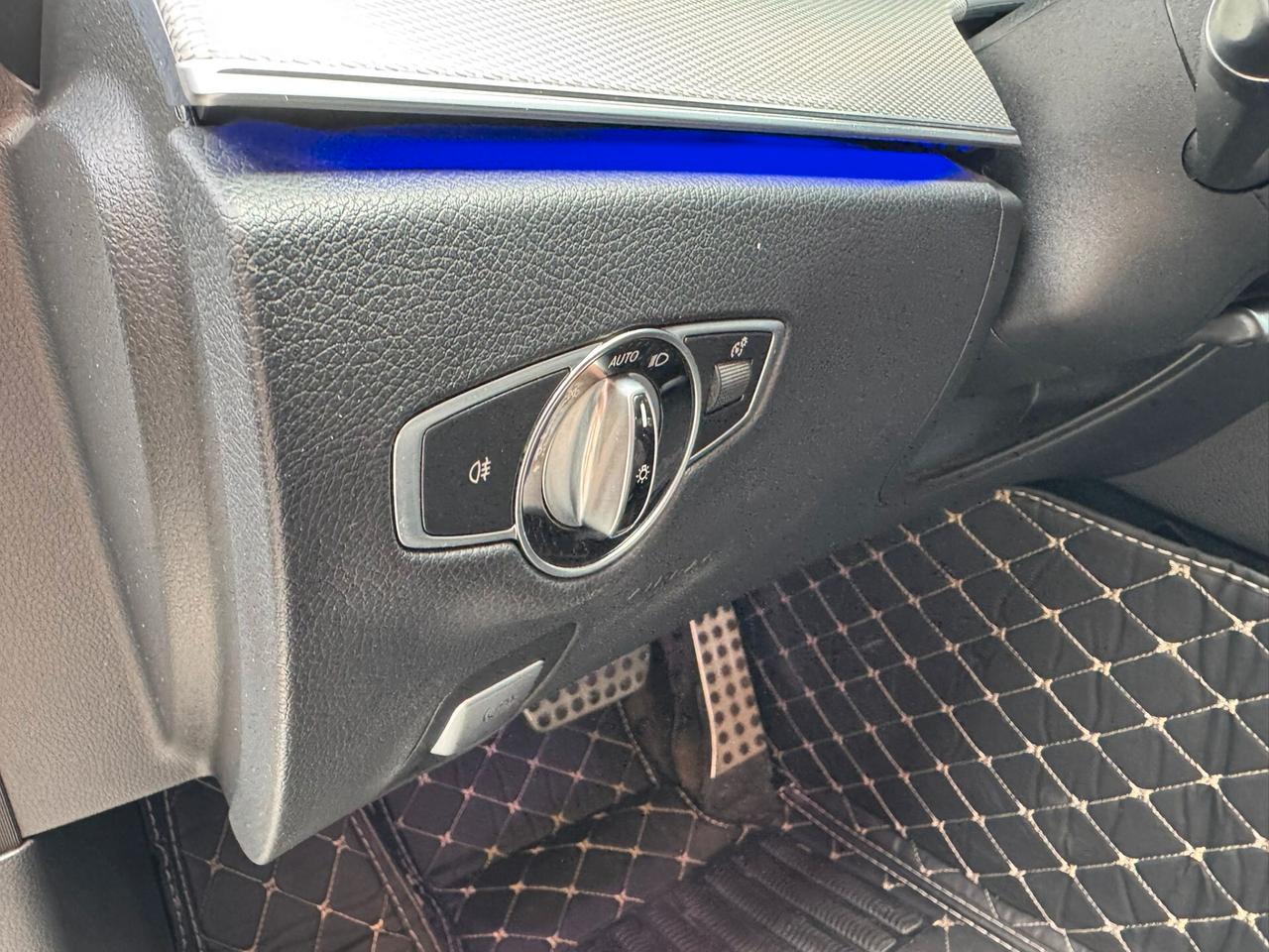 Mercedes-benz E 200 Auto Premium Plus