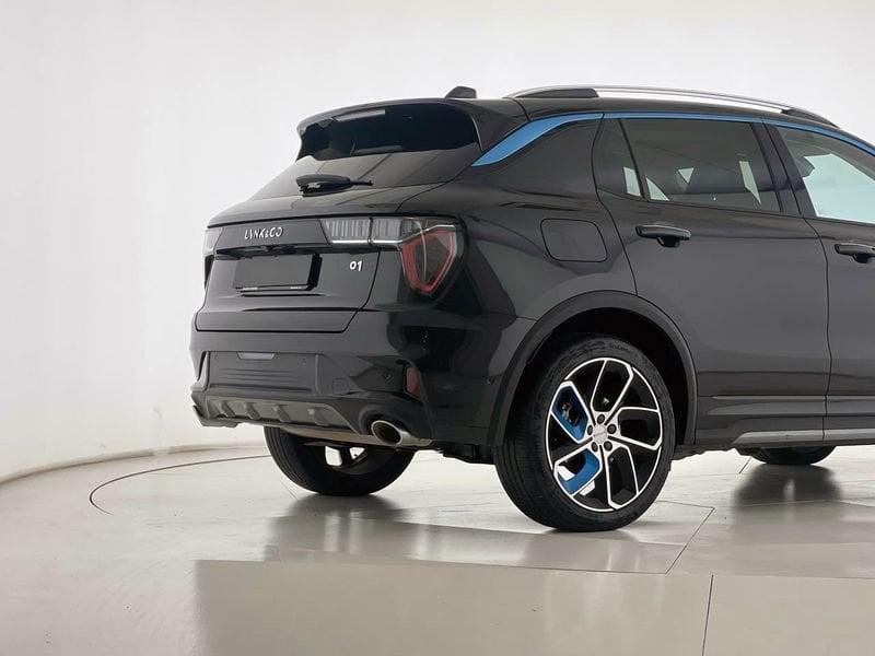 Lynk & Co 01 01 PHEV