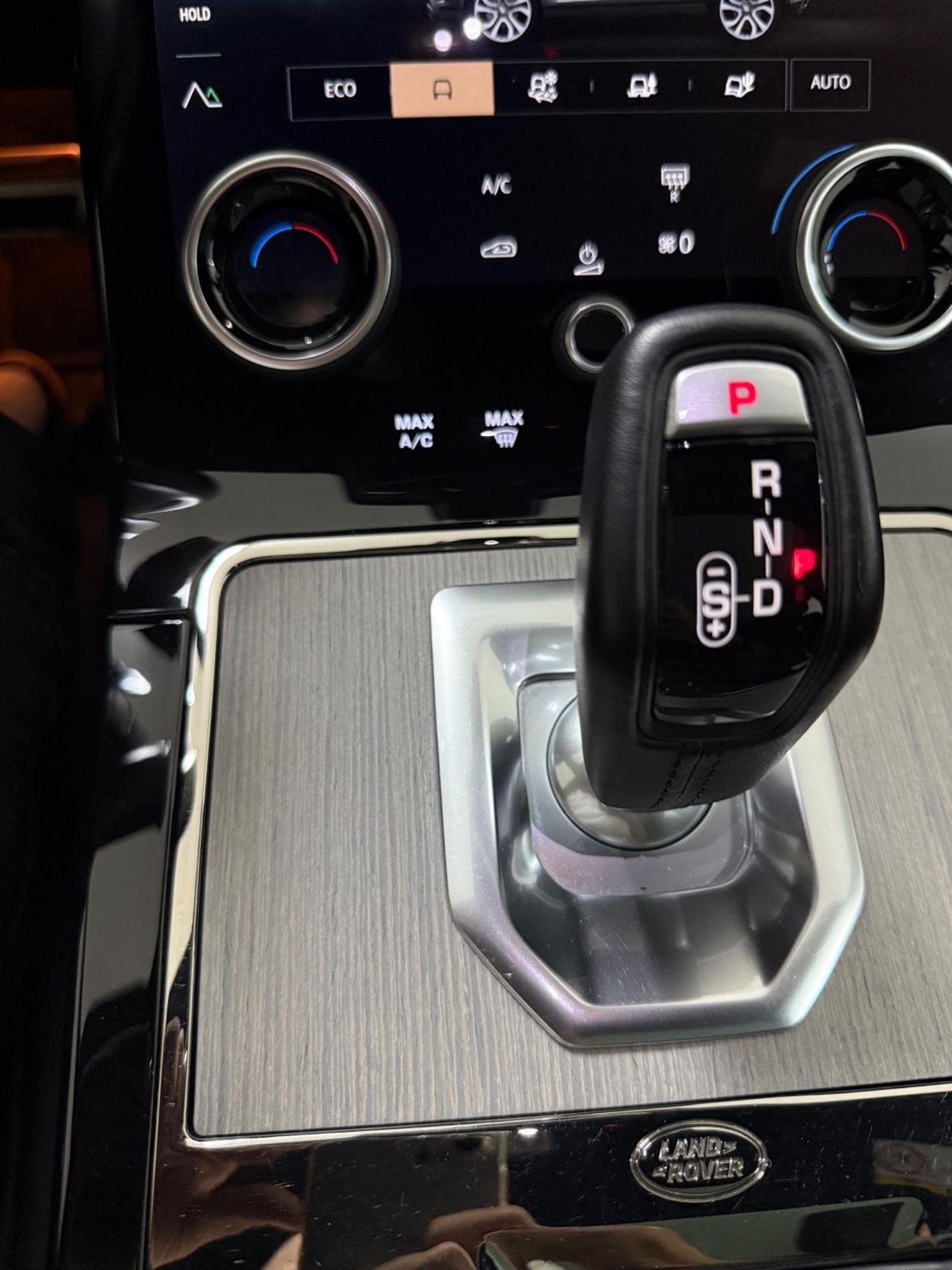 Range rover evoque 2.0 MHEV 200CV R-DYNAMIC