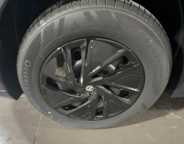 MG ZS 1.5 Standard KM0