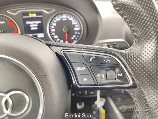 Audi Q2 30 TDI S line Edition