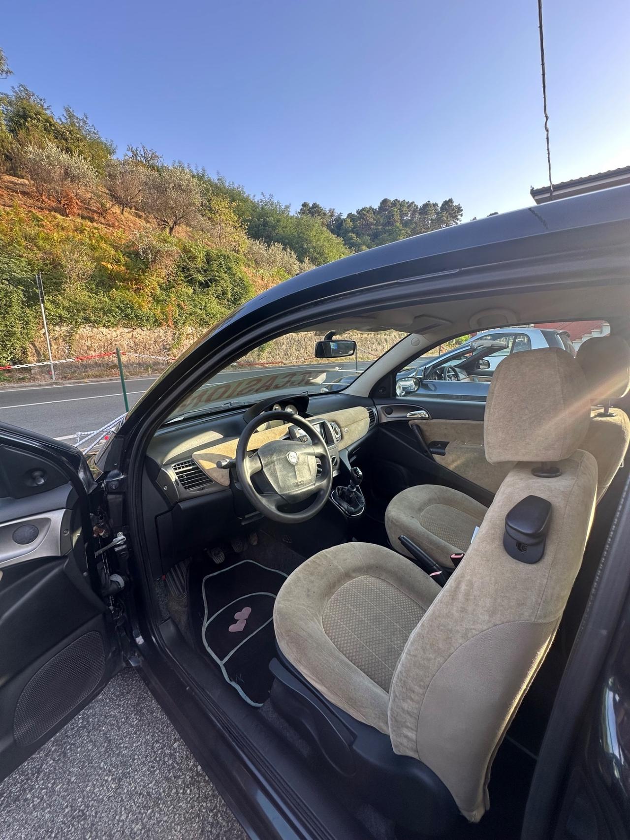 Lancia Ypsilon 1.2