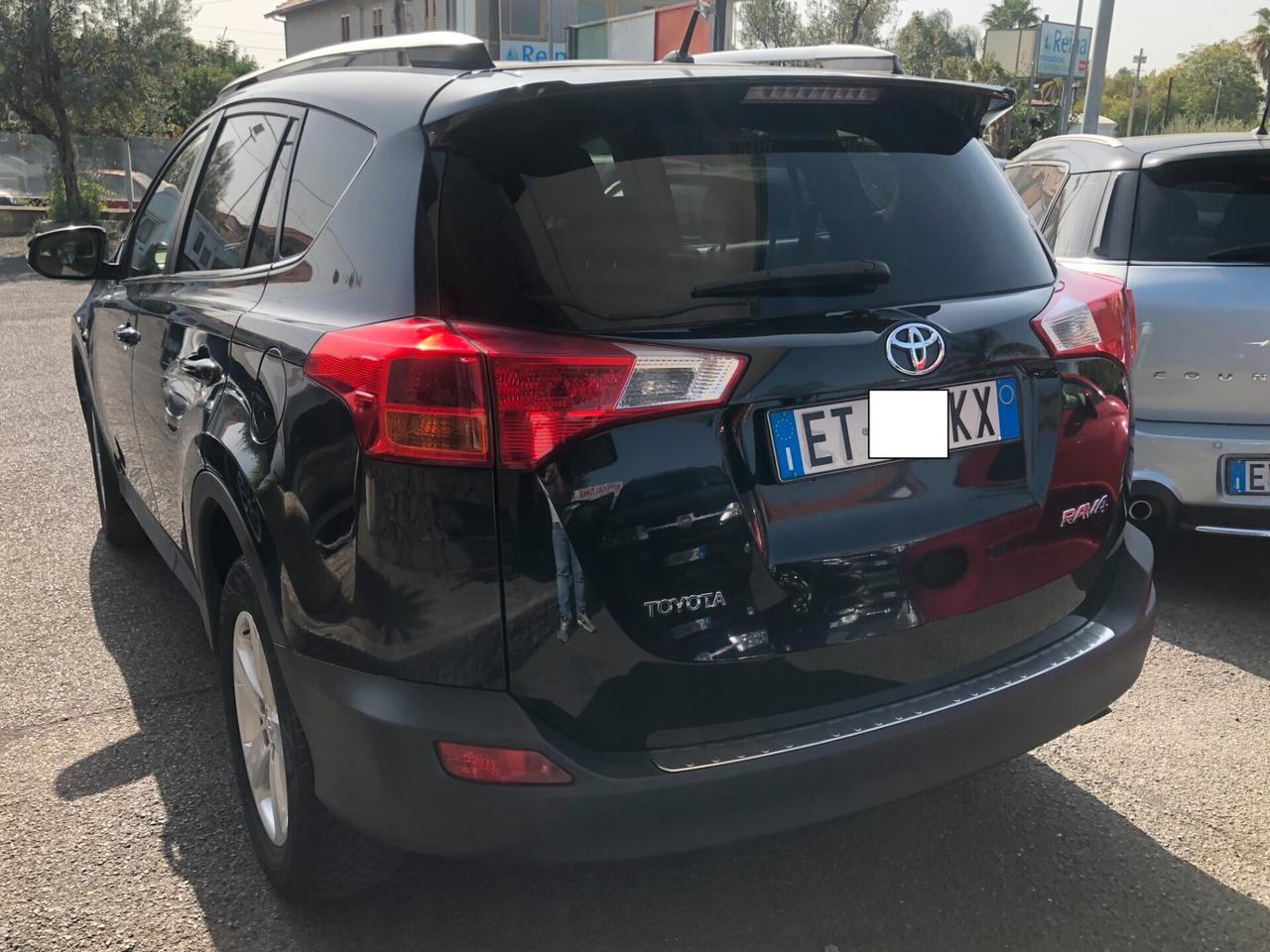 Toyota RAV4 2.2 D-4D Style - 2014