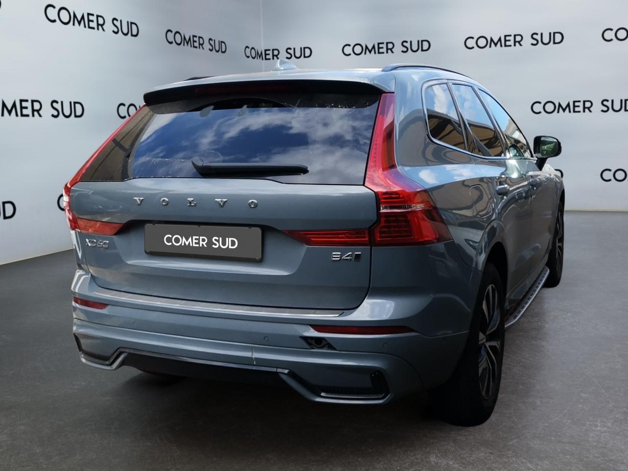 VOLVO XC60 II - XC60 N1 2.0 B4 d Ultimate Dark awd auto