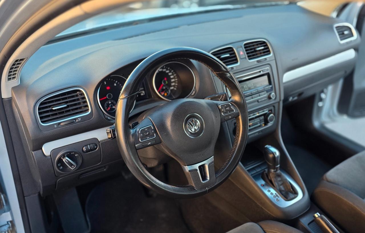 Volkswagen Golf 1.6 TDI DPF DSG 5p. Highline