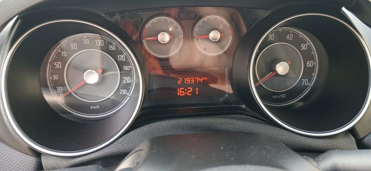 Fiat Punto 1.3 MJT II 75 CV 5P Lounge - 2012