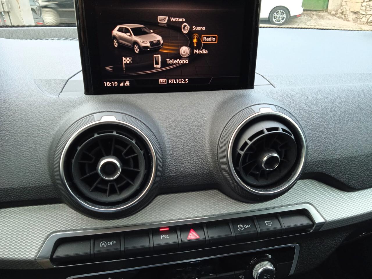Audi Q2 30 TDI S tronic Admired