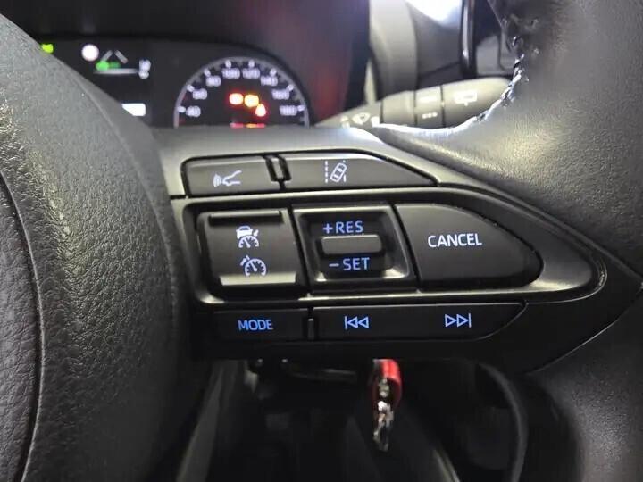 Toyota Yaris 1.5h hybrid AUTOCARRO N1 4 POSTI van automatica un