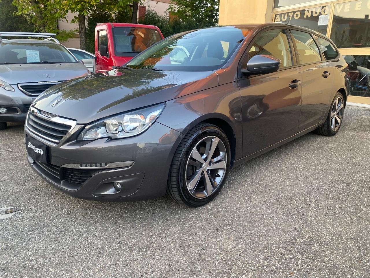 Peugeot 308 PureTech Turbo 130 S&S SW Allure