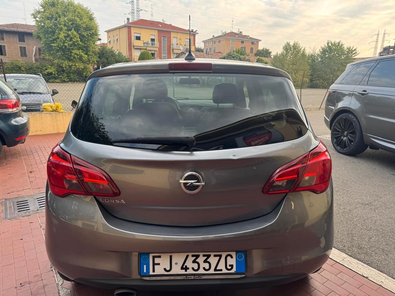 Opel Corsa 2017 1.4 90CV GPL 5 porte NEOPATENTATO