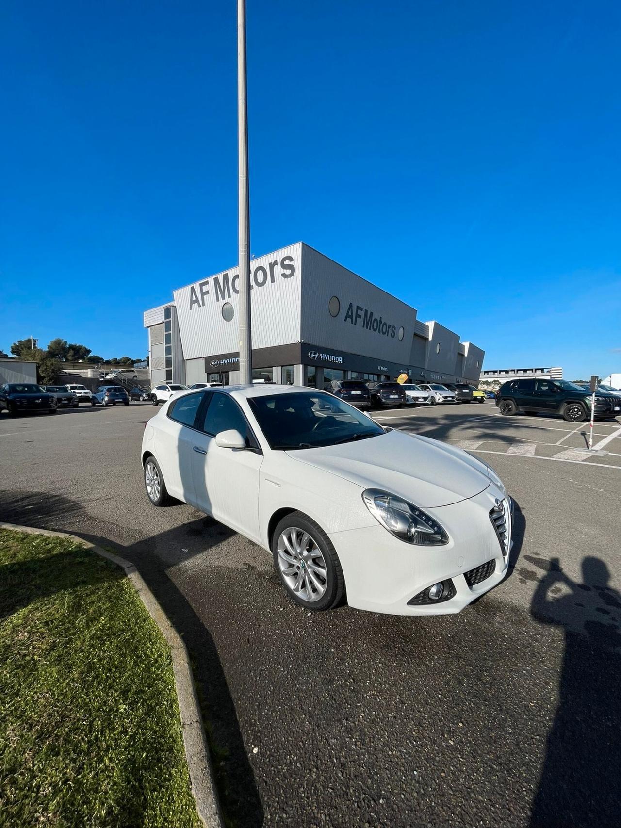 Alfa Romeo Giulietta 1.6 JTDm-2 120 CV Distinctive
