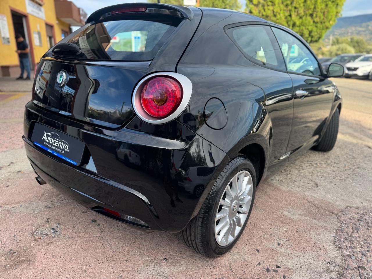 Alfa Romeo MiTo 1.3 JTDm-2 95 CV S&S Distinctive Sport Pack