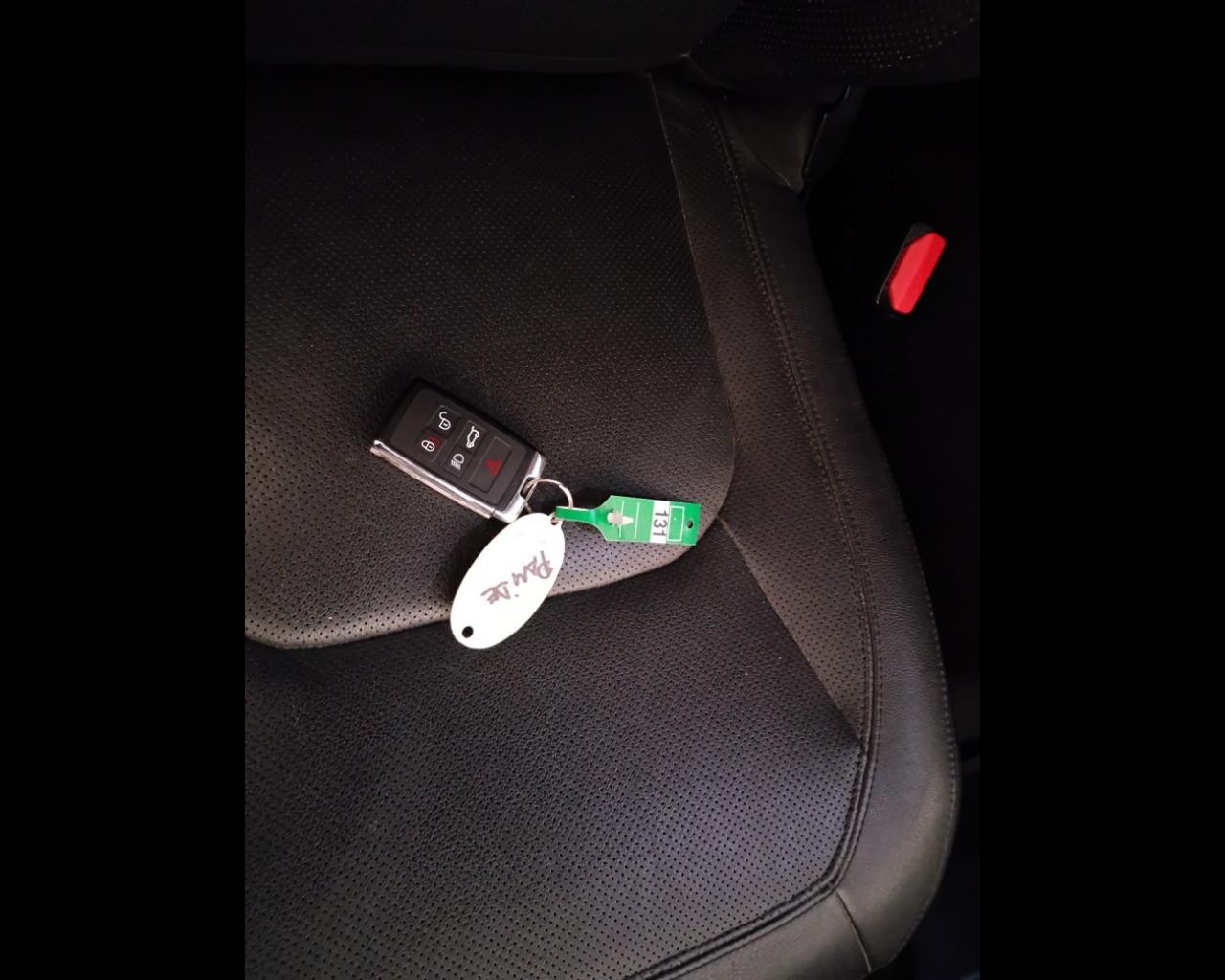 LAND ROVER Defender VII 2020 90 - Defender 90 3.0d i6 mhev SE awd 200cv