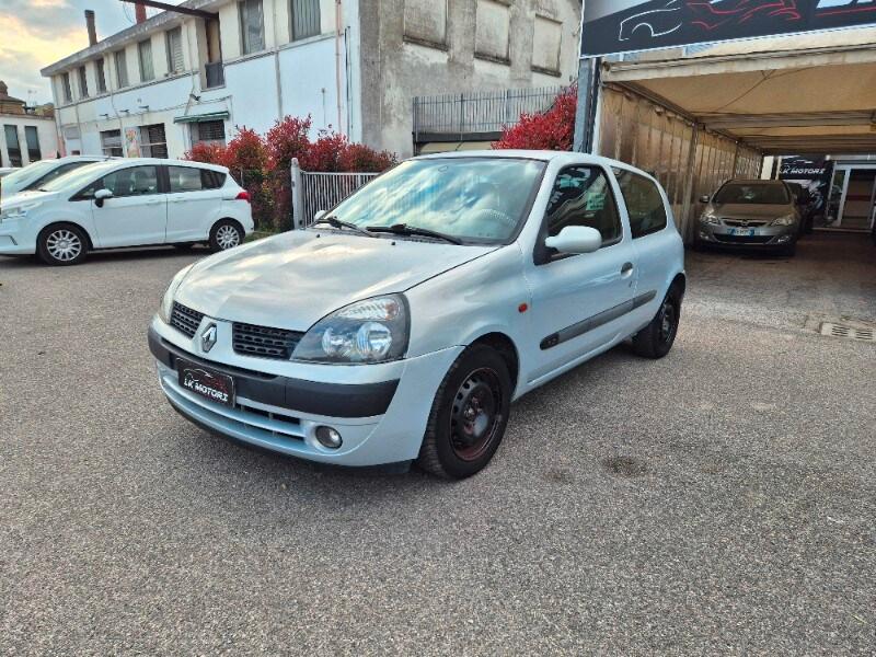 RENAULT Clio 2ª serie Clio 1.2 cat 3 porte Exp...
