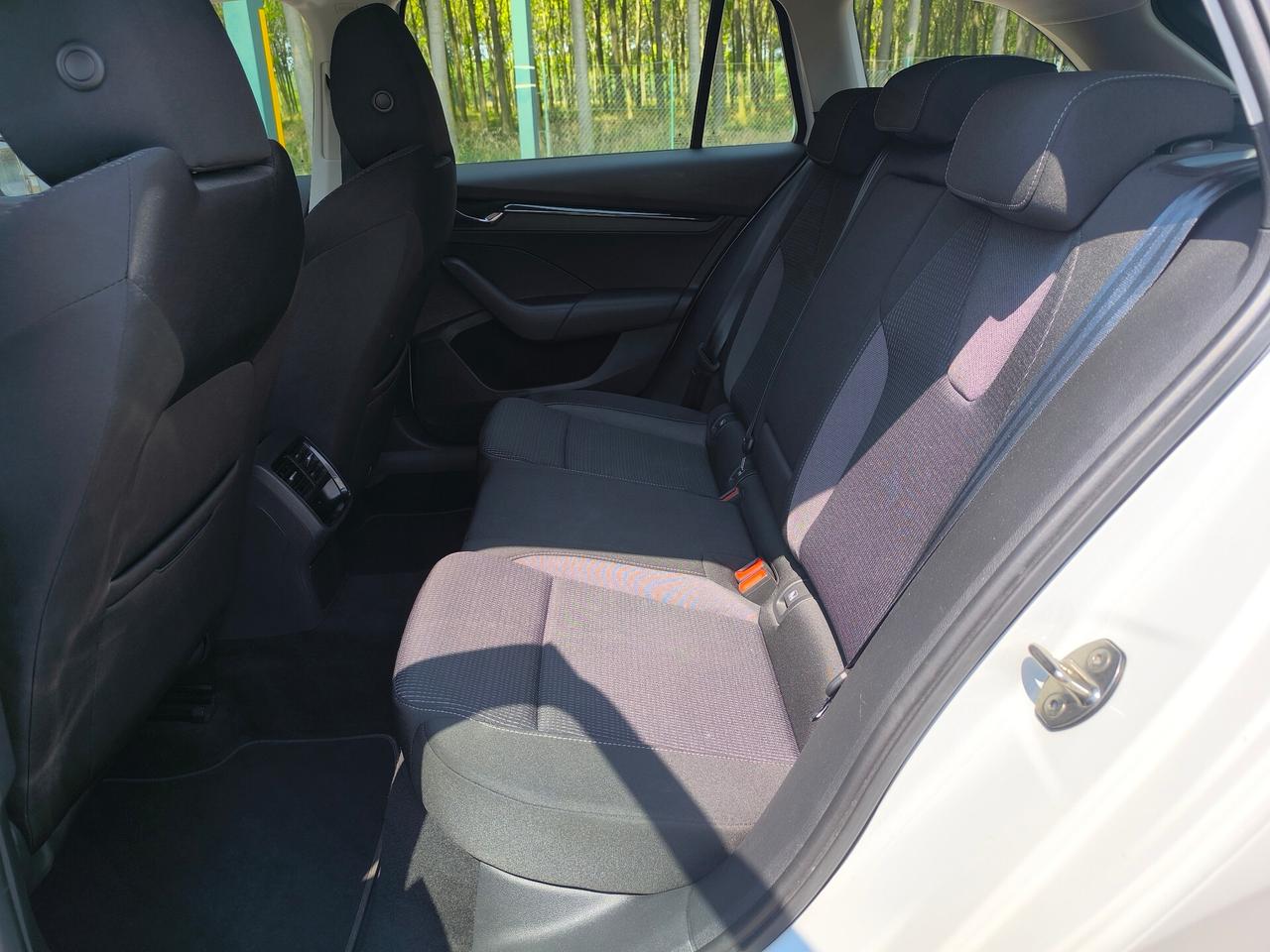 Skoda Octavia 2.0 TDI EVO SCR Wagon Executive