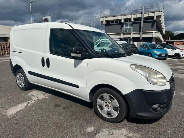 Fiat Doblo 1.6 mjt 105cv E5 IVA ESCLUSA