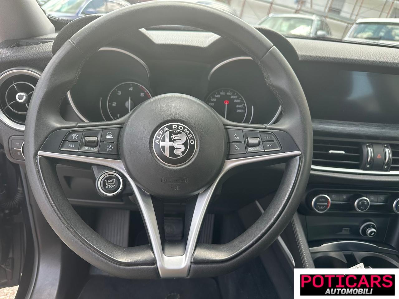 Alfa Romeo Stelvio 2.2 Turbodiesel 160 CV AT8 RWD Business