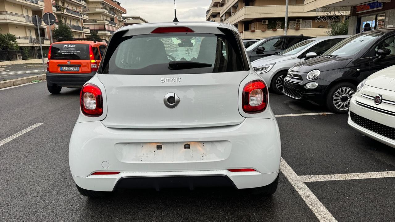 Smart ForFour 90 0.9 Turbo SUPER PASSION LED PANORAMA CERCHIO 16 CAMBIO F1 PACCHETTO SPORTIVO CERCHIO 16