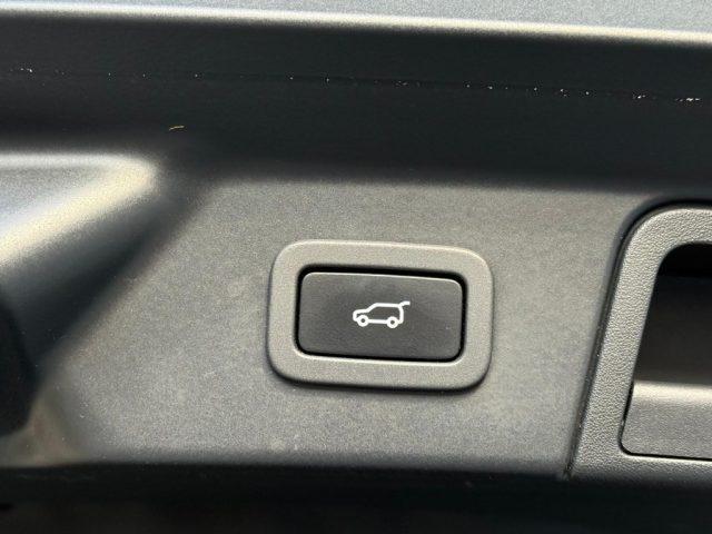 LAND ROVER Range Rover Velar 2.0D I4 180 CV R-Dynamic