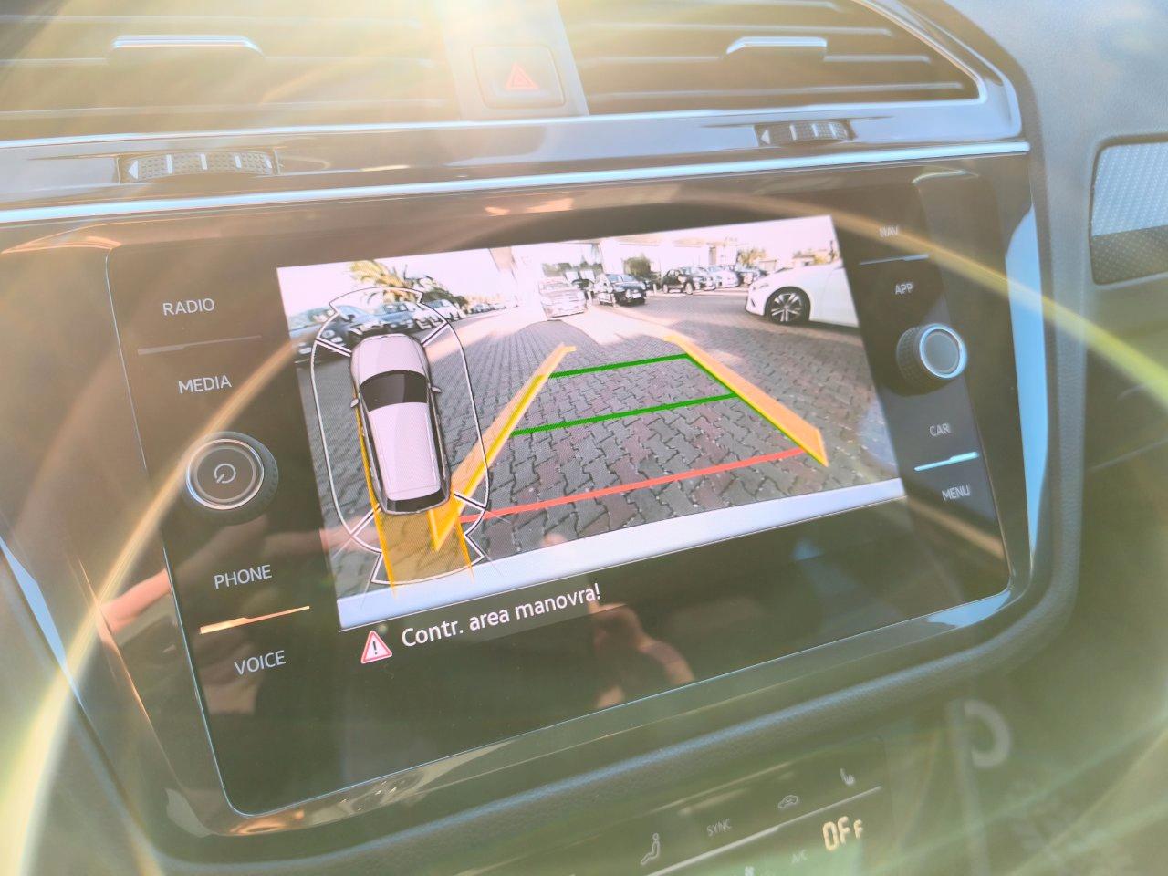 Volkswagen Tiguan 2.0 TDI DSG R-Line Luci Ambient/Retrocamera