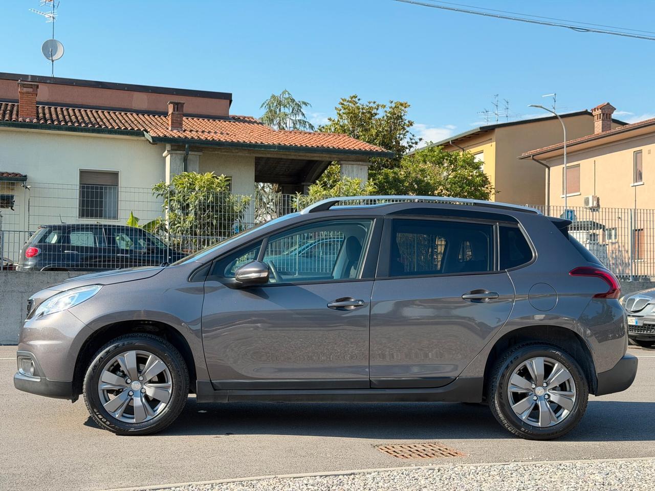 Peugeot 2008 PureTech 82 Active