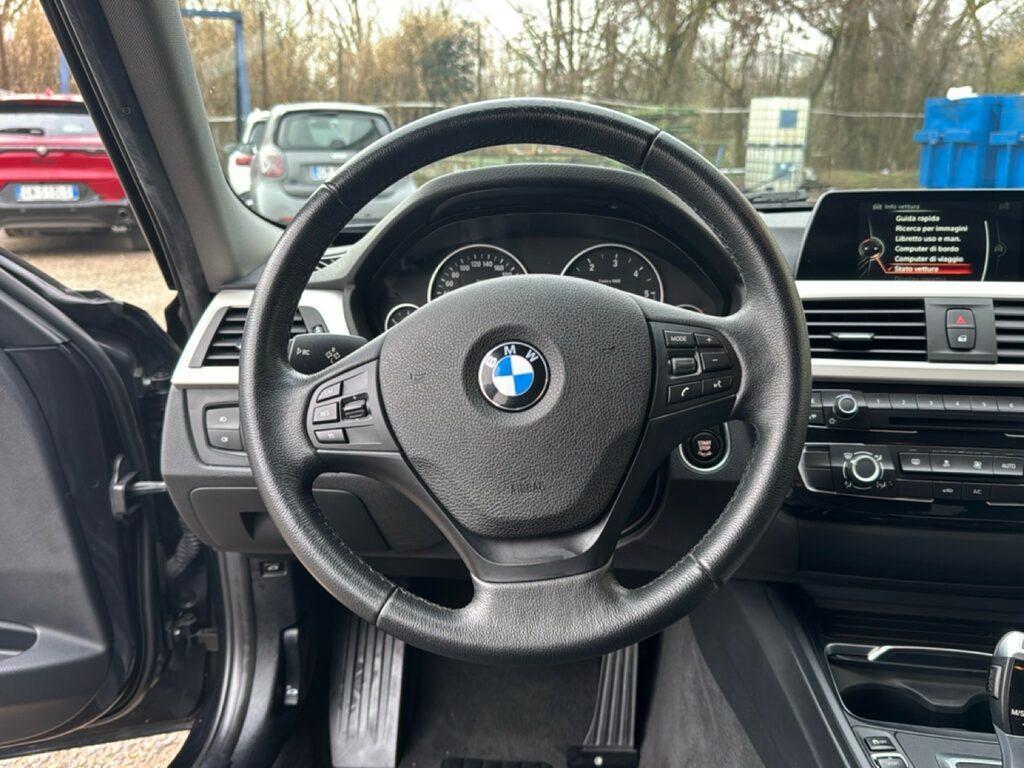 BMW Serie 3 Touring 318 d Business Advantage Steptronic