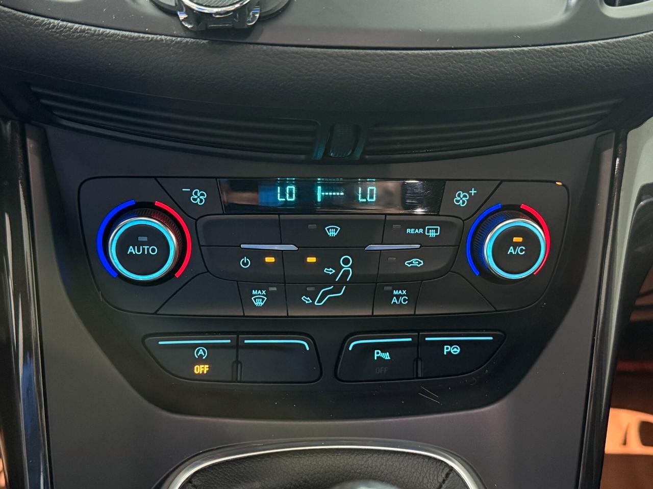 Ford Kuga 2.0 TDCI 120 ST-Line Tetto apribile