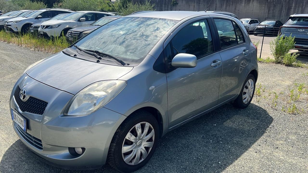 Toyota Yaris 1.3 5 porte M-MT Sol