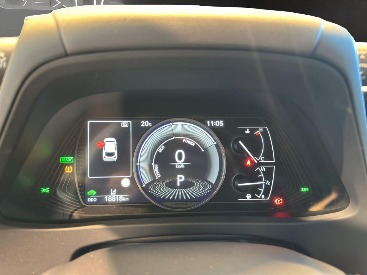 Lexus UX 250h 2.0 F-Design 2wd cvt