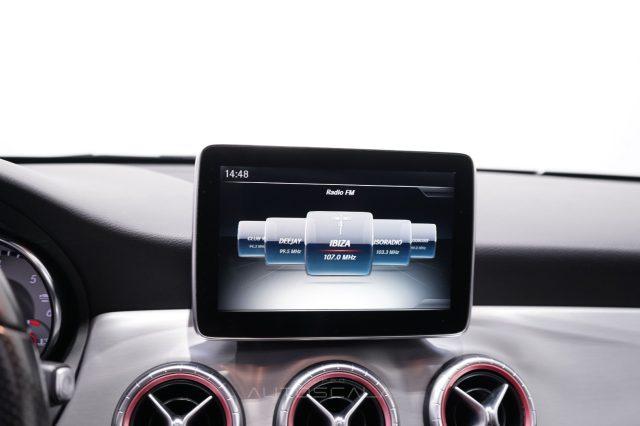 MERCEDES-BENZ CLA 220 d 4Matic Automatic Premium DarkNight #PerOPERATORI