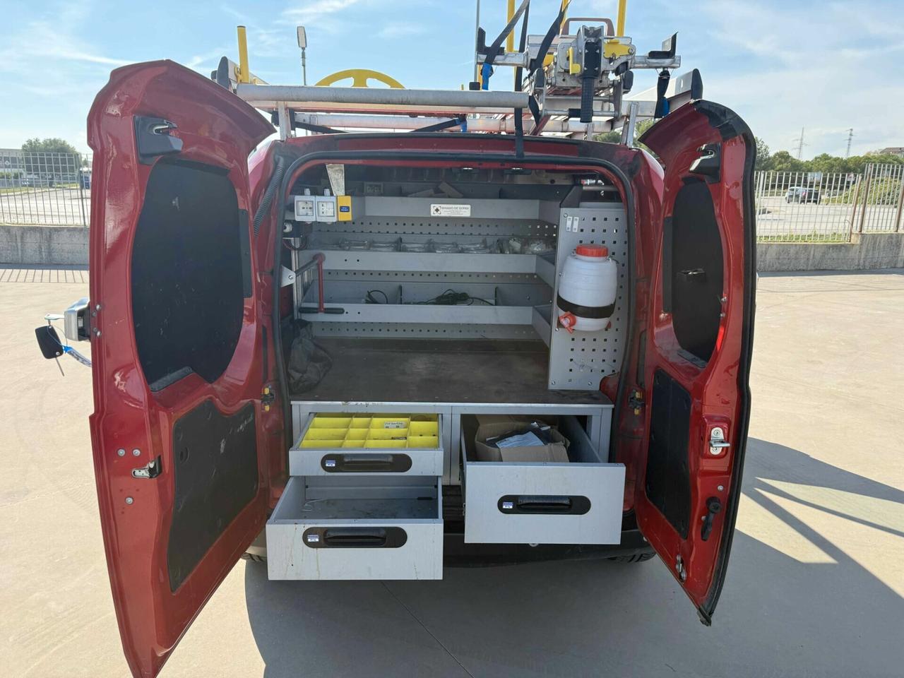 Fiat Fiorino 1.3 MJT 95CV Cargo Adventure EX TIM