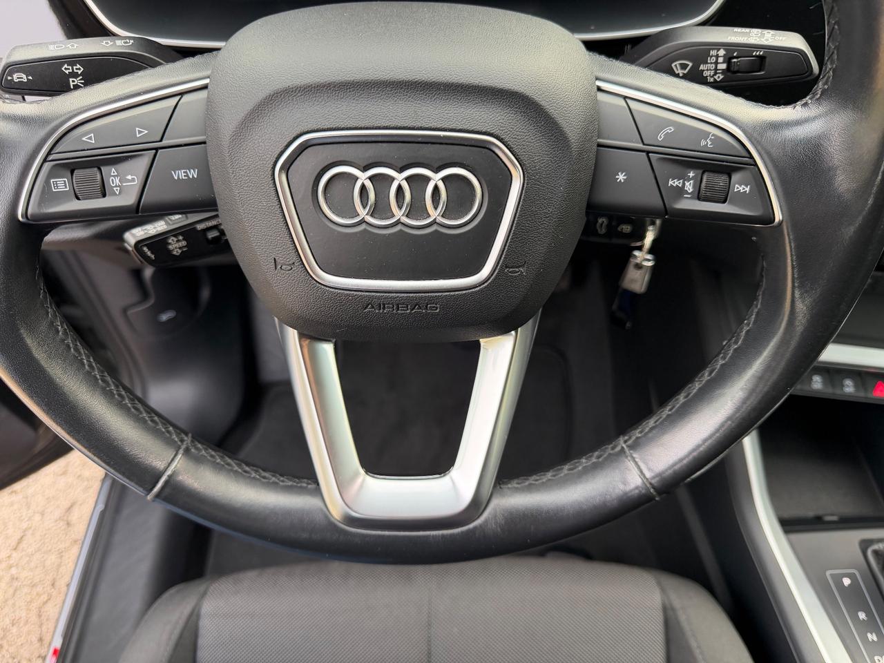 Audi Q3 35 2.0 Tdi 150CV S line STronic