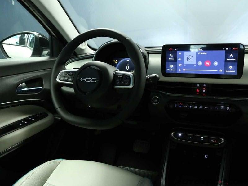 FIAT 600 600 Hybrid 110 CV DCT MHEV La Prima II - OFFERTA VALIDA: FINO AD ESAURIMENTO SCORTE!