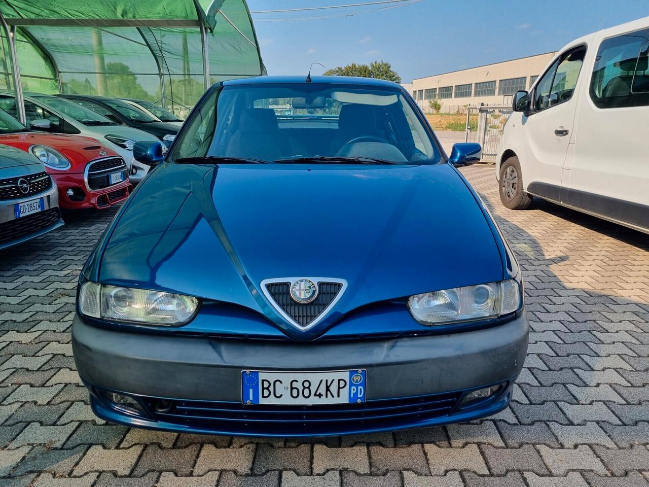 Alfa Romeo 146 1.4i 16V Twin Spark cat