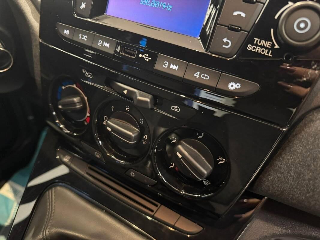 Lancia Ypsilon III 1.0 firefly hybrid Silver s&s 70cv