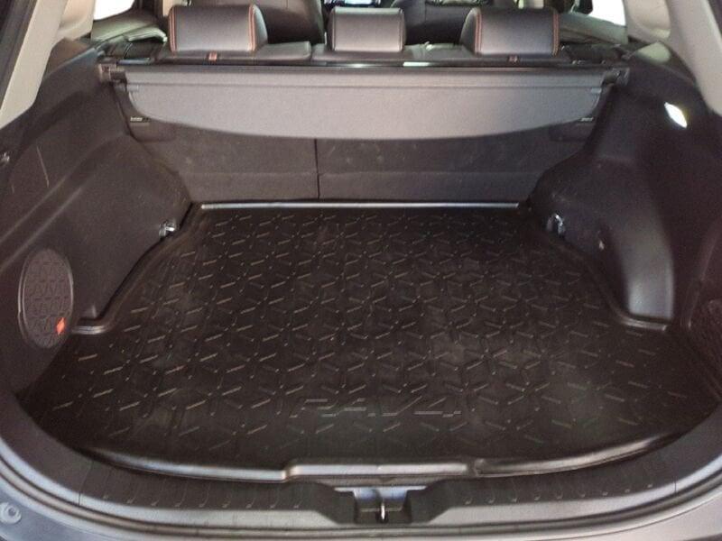 Toyota RAV4 2.5 HV (222 CV) E-CVT Adventure AWD