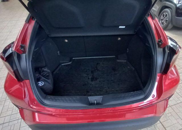 TOYOTA C-HR 1.8 Hybrid E-CVT Trend